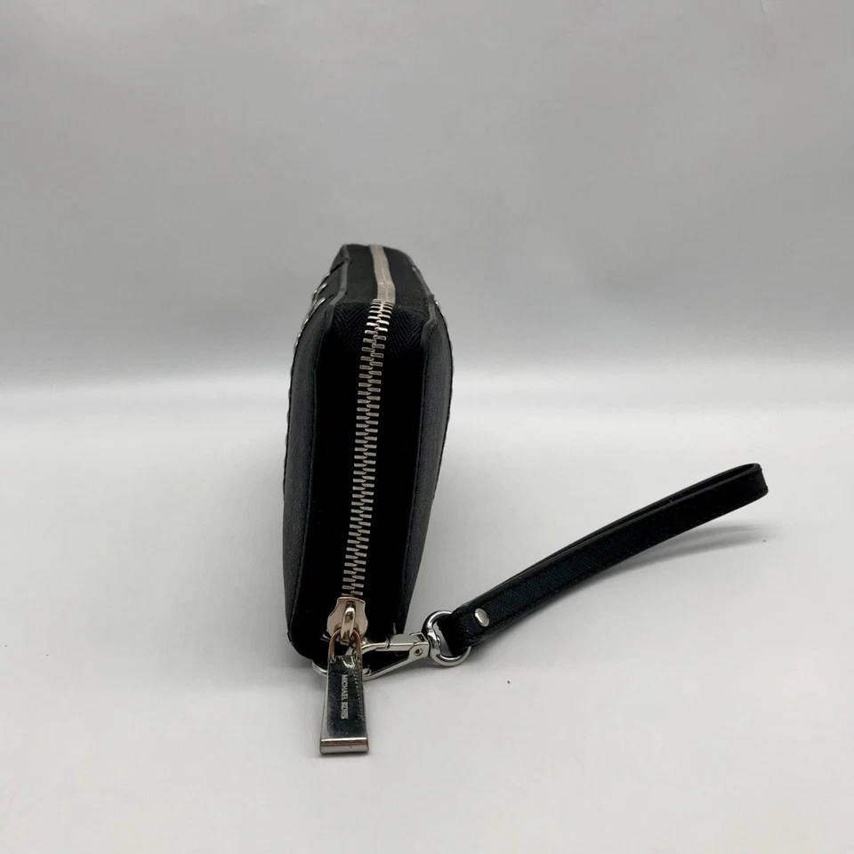 Бумажник с ремешком Michael Kors черный сафьяновая кожа с заклепками на молнии вокруг - Изображение 3 из 4