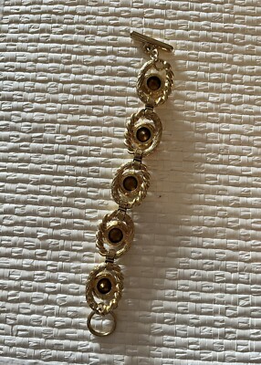 Impressive Bracelet Goldtone 7 L  5 Large Round Crystals Toggle Style Closure