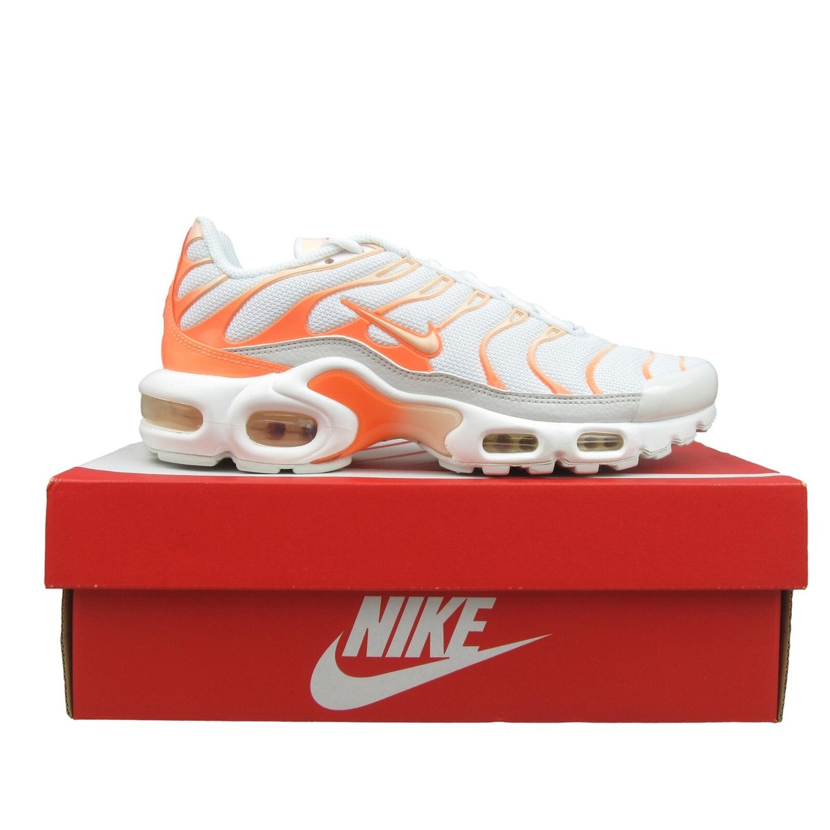 nike air max plus coral