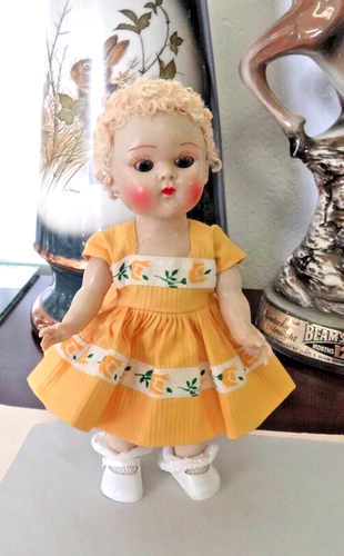 Vogue Ginny Caracul Poodle Blonde Strung Doll in Tagged Yellow Dress (2608)