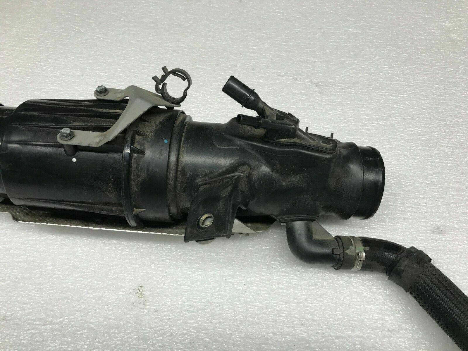 FERRARI 488 GTB PASSENGER RIGHT AIR CLEANER TO TURBO HOSE OEM 320387 320385
