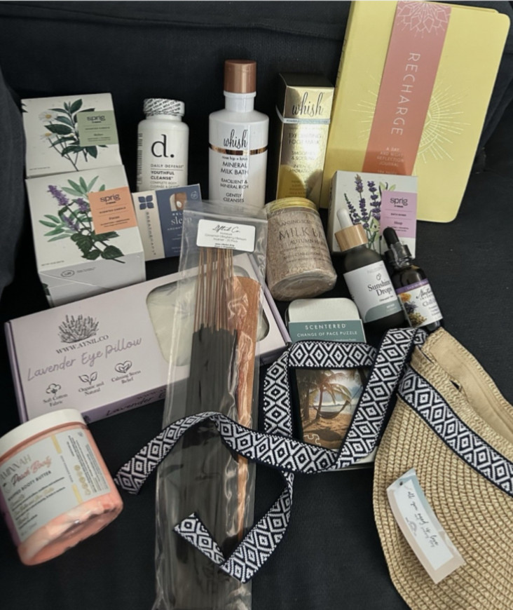 $350 THERABOX Gift Sets Organic spa Sprig By kohler Aromathe