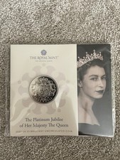 Royal Mint £5 Five Pounds Coin Platinum Jubilee Celebrating 70 Years Her Majesty