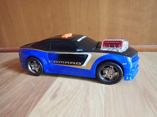 Road Rippers 2010 Camaro Toy Car Lights Sounds Works 11" - video