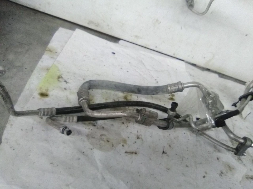 Mangueras de aire acondicionado Buick Lacrosse 07 Foto 2 de 3