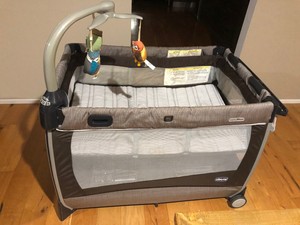 chicco lullaby easy travel cot