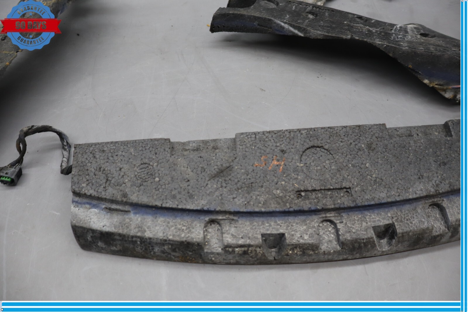 03-08 Maserati Quattroporte Front Bumper Impact Absorber Foam Piece Oem