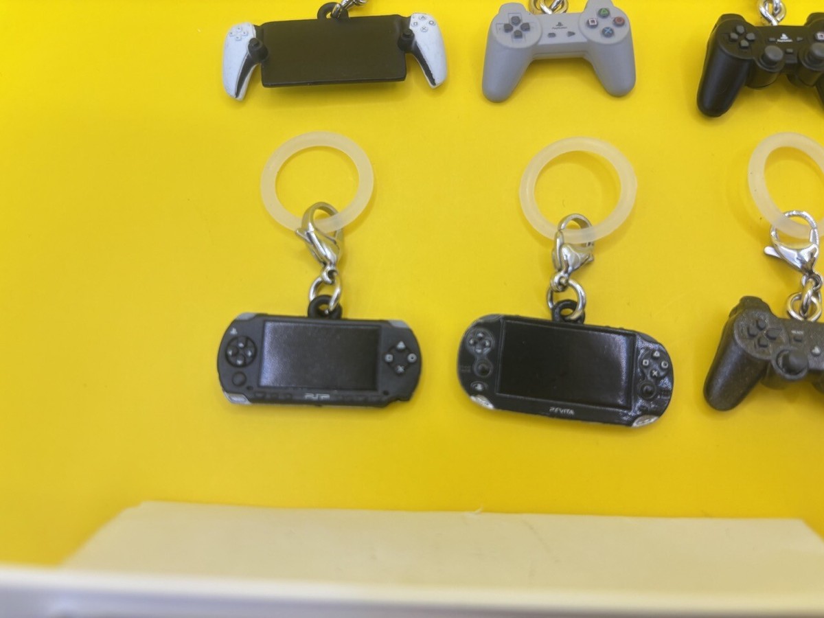 PlayStation - タイガ Amazon.com: PlayStation Vita Wi-Fi model Onigara Black (PCHJ