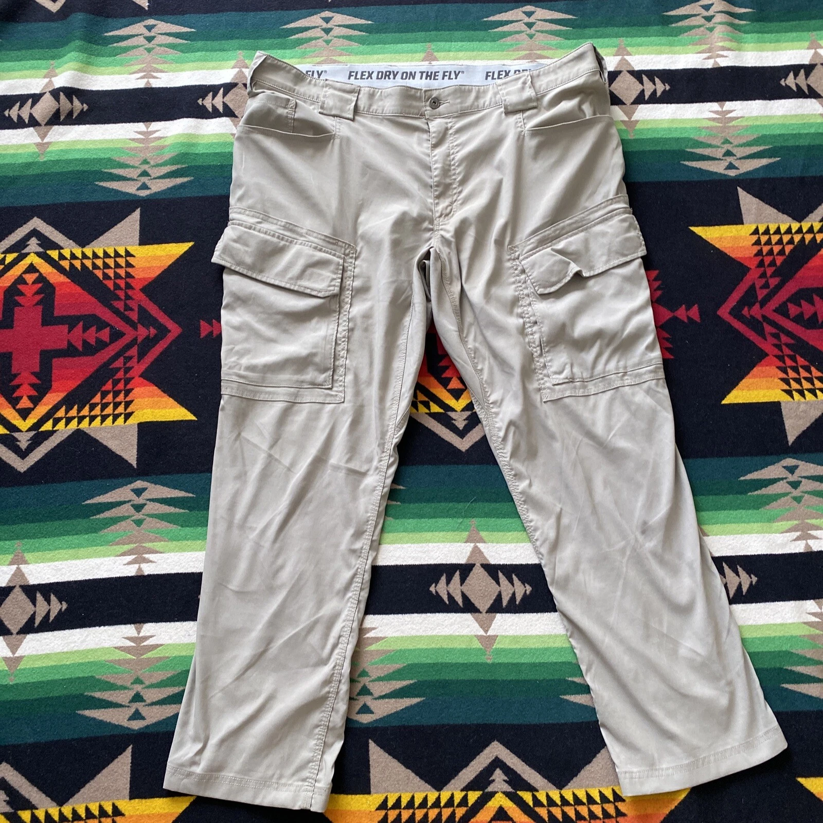 Duluth Trading Pants Mens 42x30 Flex Dry On The Fly Cargo Outdoor Stretch