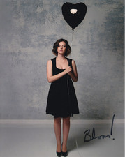 RACHEL BLOOM signed autograph 20x25cm CRAZY EX GIRLFRIEND in person autograph