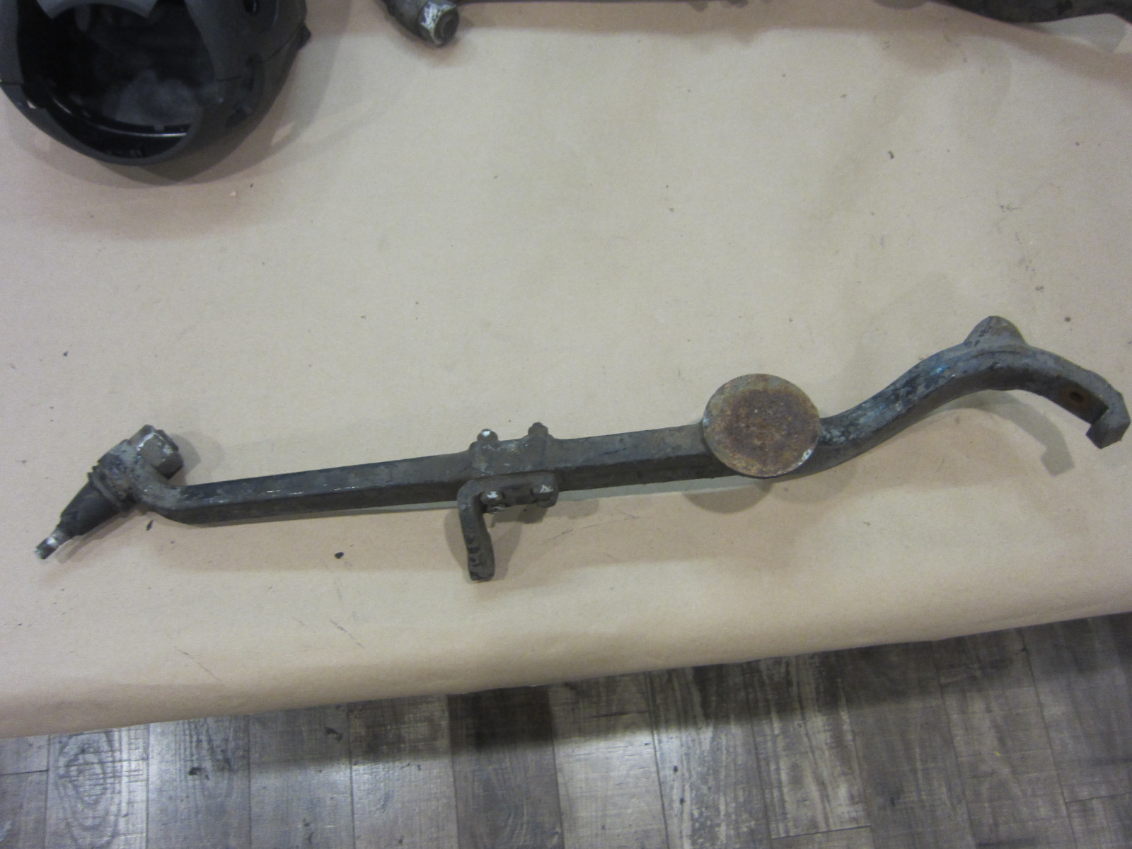 Rolls Royce Silver Shadow - LH Front Suspension Control Arm