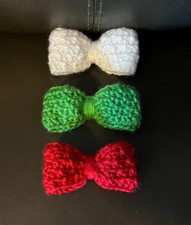Handmade Medium Baby Toddler Bow Clip Set Of 3 Knit Brand New White Red Green
