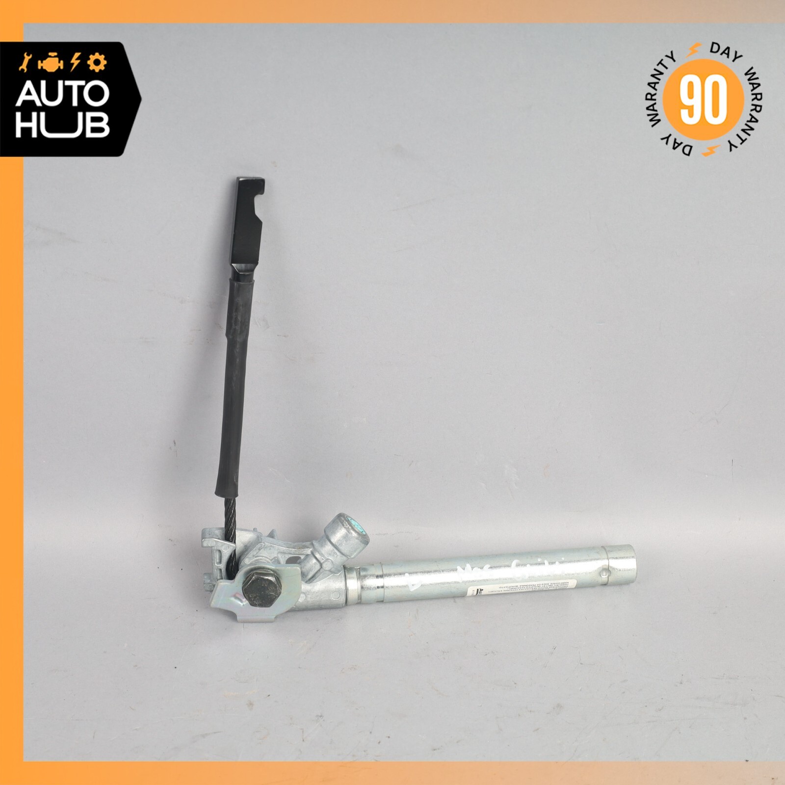 14-20 Maserati Ghibli M157 Front Left Driver Side Seat Belt Buckle OEM 41k