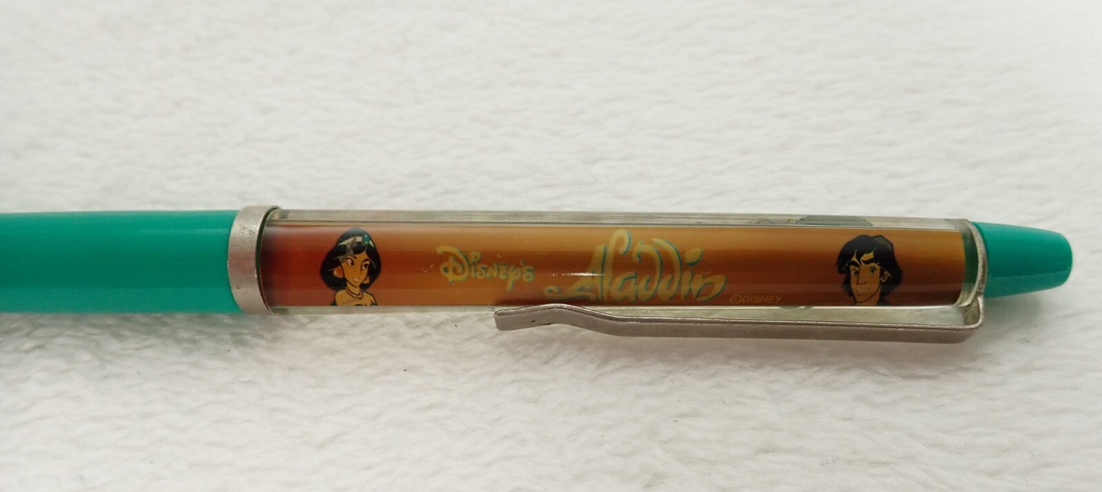 Walt Disney Aladdin Floaty Pen Jasmin & Aladdin Floating Carpet Motion ...