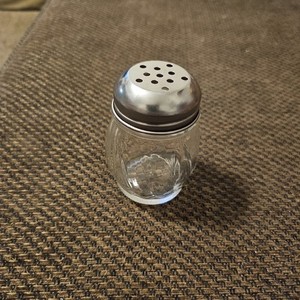 Clear Glass 5 oz Shaker for Parmesan Cheese Crushed Pepper Spices Herbs