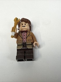 LEGO 11th Doctor Who Minifigure 21304 + Sonic Screwdriver Authentic IDEAS Set 