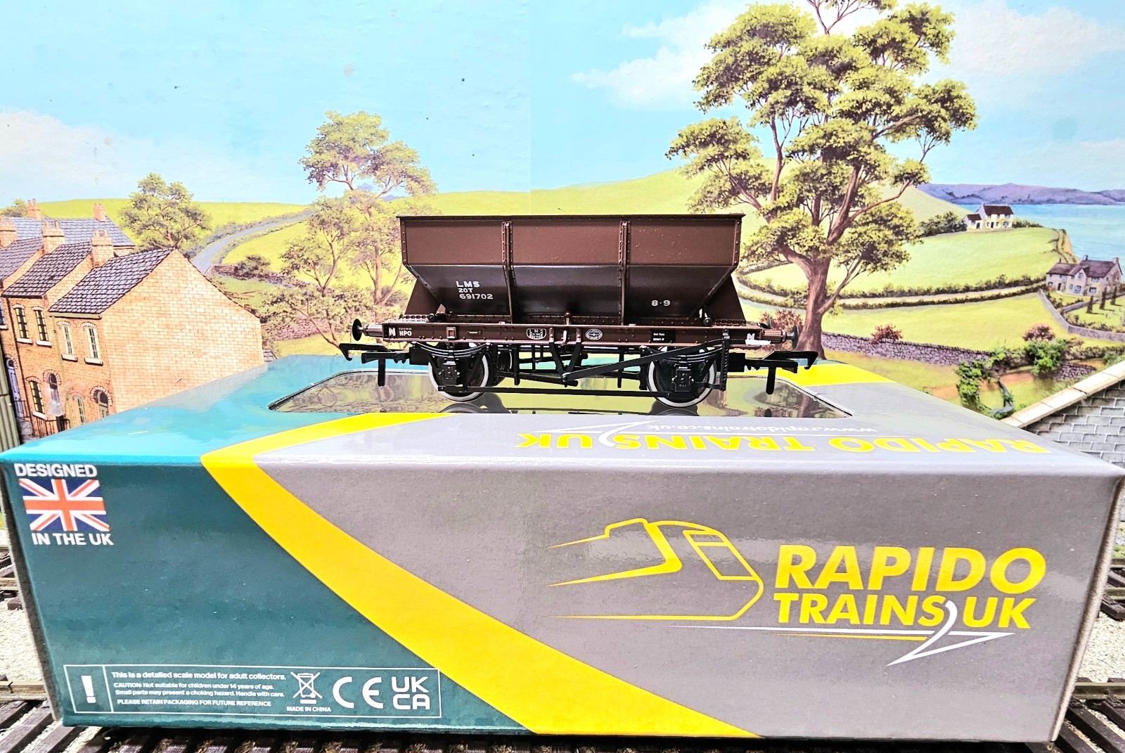 963005 Rapido Trains UK LMS Iron Ore Hopper LMS (Post-36) No.691702