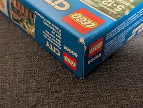 Sealed/damaged box Lego City set 60066 Swamp Police starter set