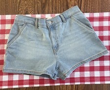 NWT Levi's Girls Easy Care 5 Pockets Comfortable Shorts, Size XL 14/16