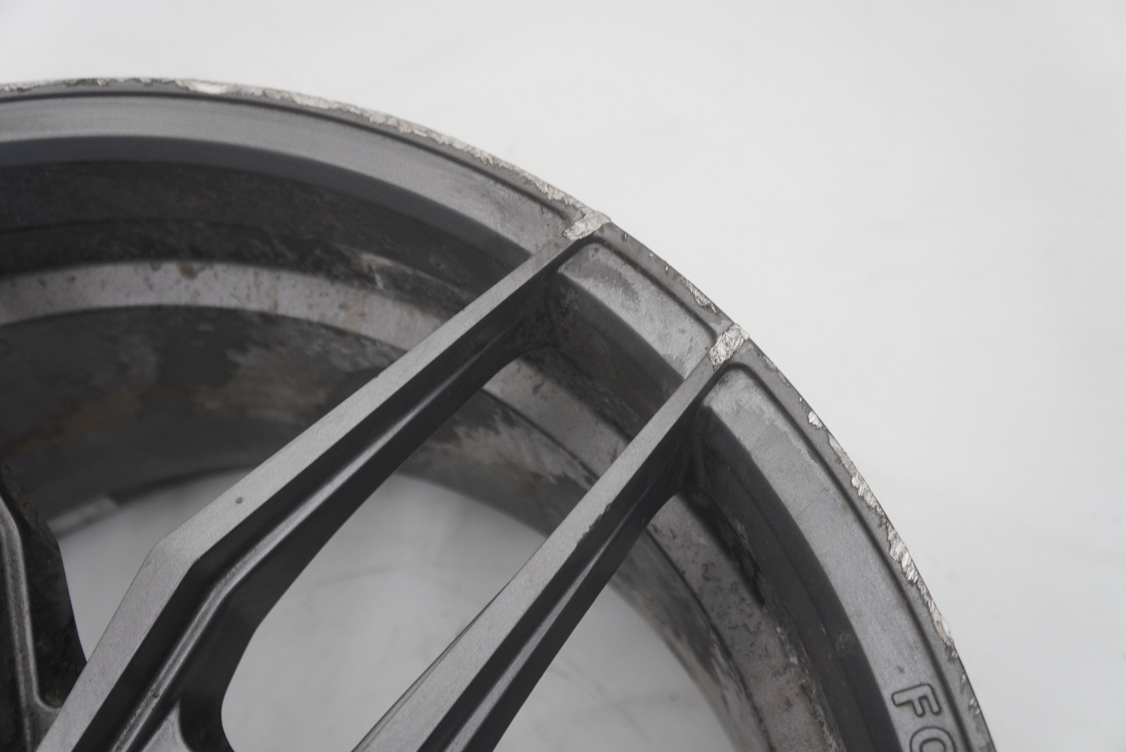 BMW i8 2014 Wheel
