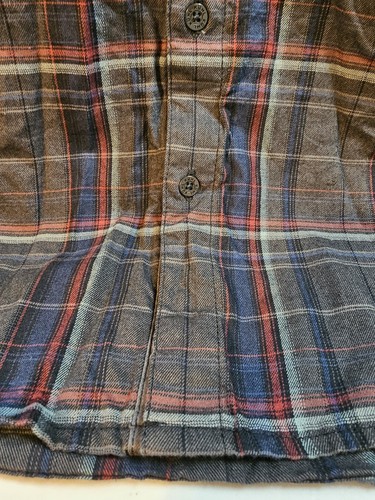 Kuhl Button Down Shirt Men's Size Small Long Sleeve Plaid Flannel Gray Red Blue - Picture 11 of 15