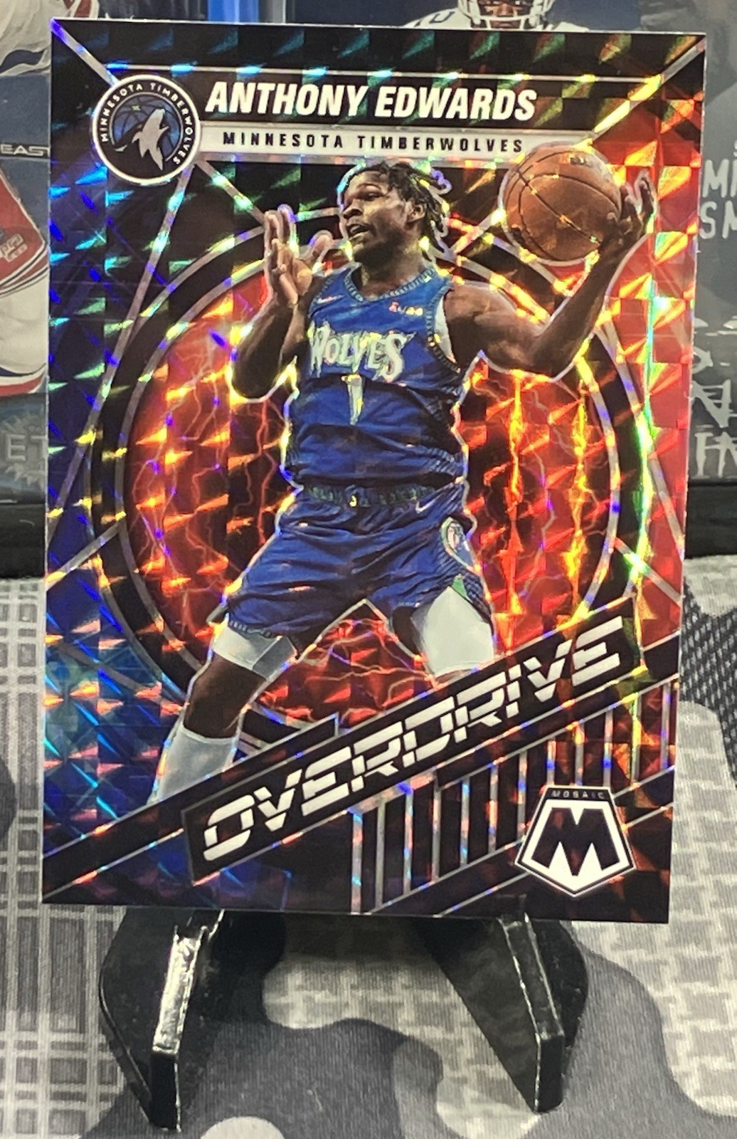 2021-22 PANINI MOSAIC ANTHONY EDWARDS OVERDRIVE PRIZM #7 MINNESOTA TIMBERWOLVES