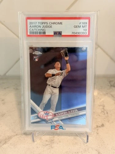 2017 Topps Chrome - Aaron Judge #169 (RC)PSA 10 Catching