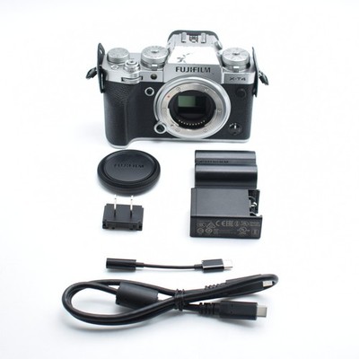 【EXC+++】Fujifilm X-T4 26.1MP Mirrorless Camera From Japan B#11705