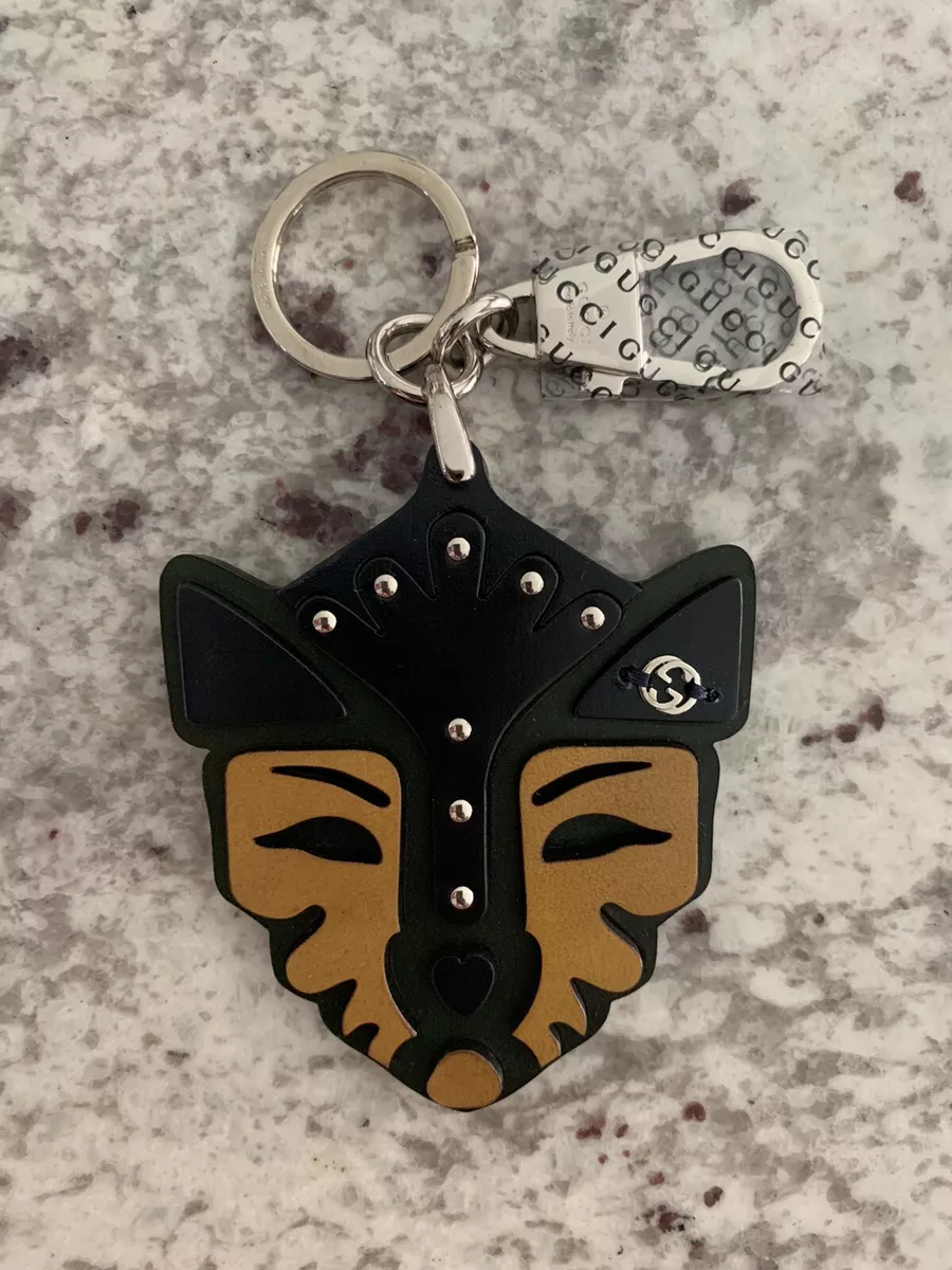 Gucci tiger best sale keychain