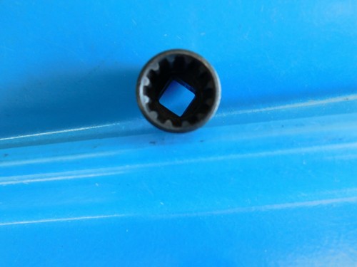 USED,SNAP ON 9/16 IN.SHORT "SPLINE " 3/8 DR. BLACK IND. FINISH SOCKET #GFES180 - Picture 7 of 7