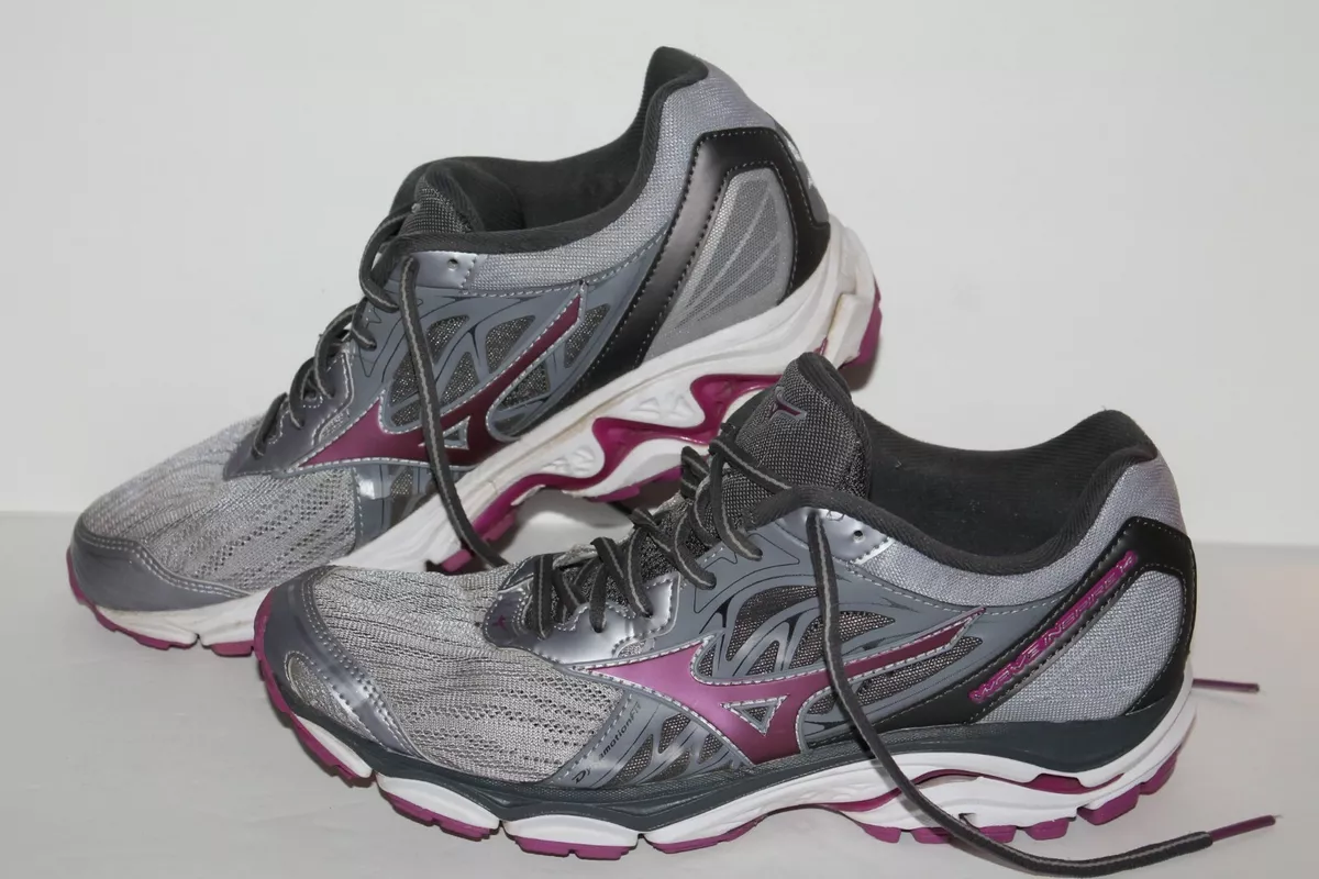 Mizuno Wave Inspire 14 Running Shoes 410985 9M61 Gray Purple