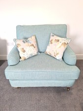 Turquoise Snuggler T-Cushion Foam Seat Chair with 2 Scatter Floral Cushions