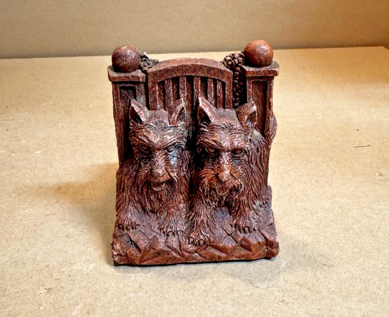 ViNtAgE ~. Art Deco Scotty Dogs match holder  Man Cave . vase Cabin Lodge.