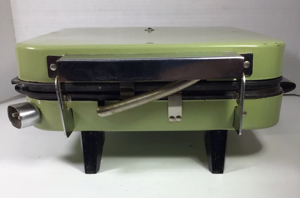 RIVAL 60s 70s Waffler and Grill Nº90 1100 Watts Listado 3891 11227 ¡SIN FUNCIONA EL CABLE! Foto 3 de 4