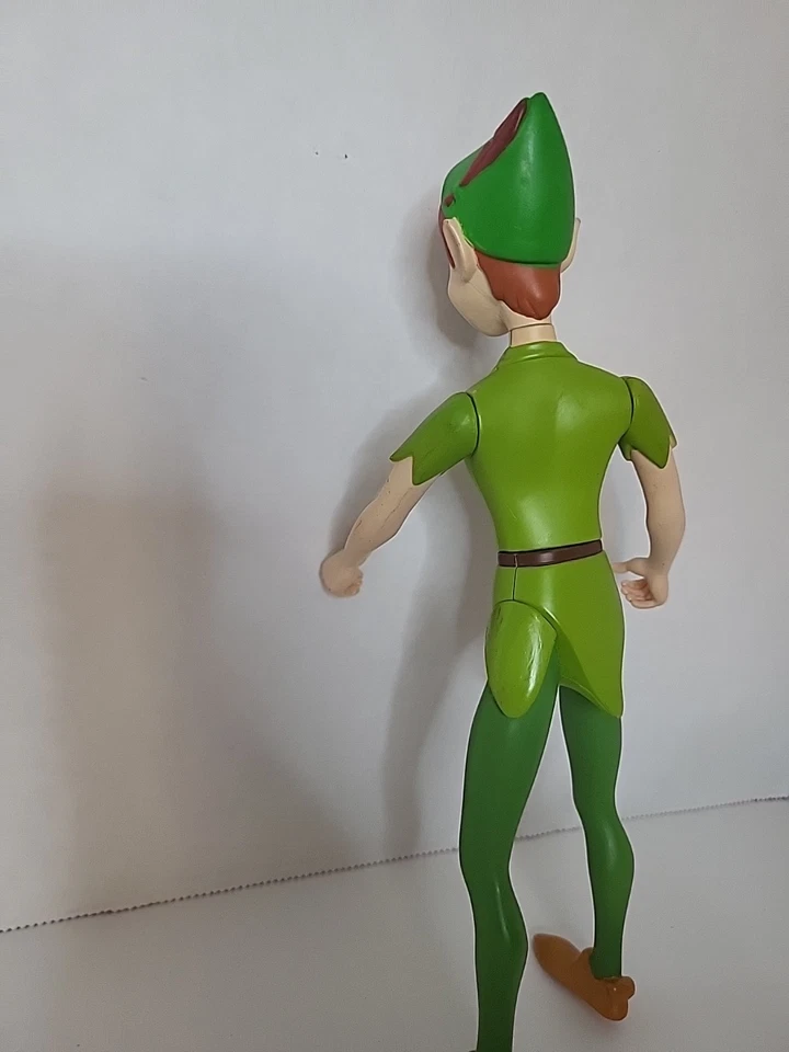 Figura de acción vintage Disney Peter Pan 9 pulgadas clásico coleccionable juguete verde Foto 4 de 4