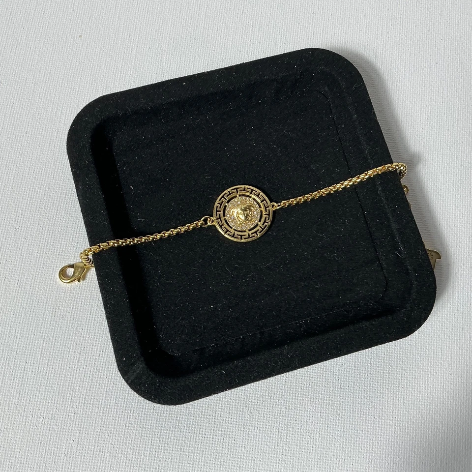 范思哲金色logo手链带盒 — 第 3/4 张图片