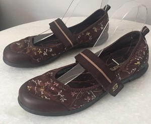 skechers shoes womens brown