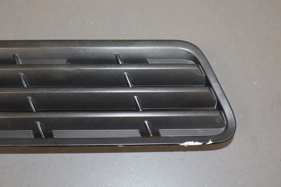 08-15 Mitsubishi Lancer Evolution SE 3 Piece Hood Scoop Set (White W37 Center) - Image 4 of 4