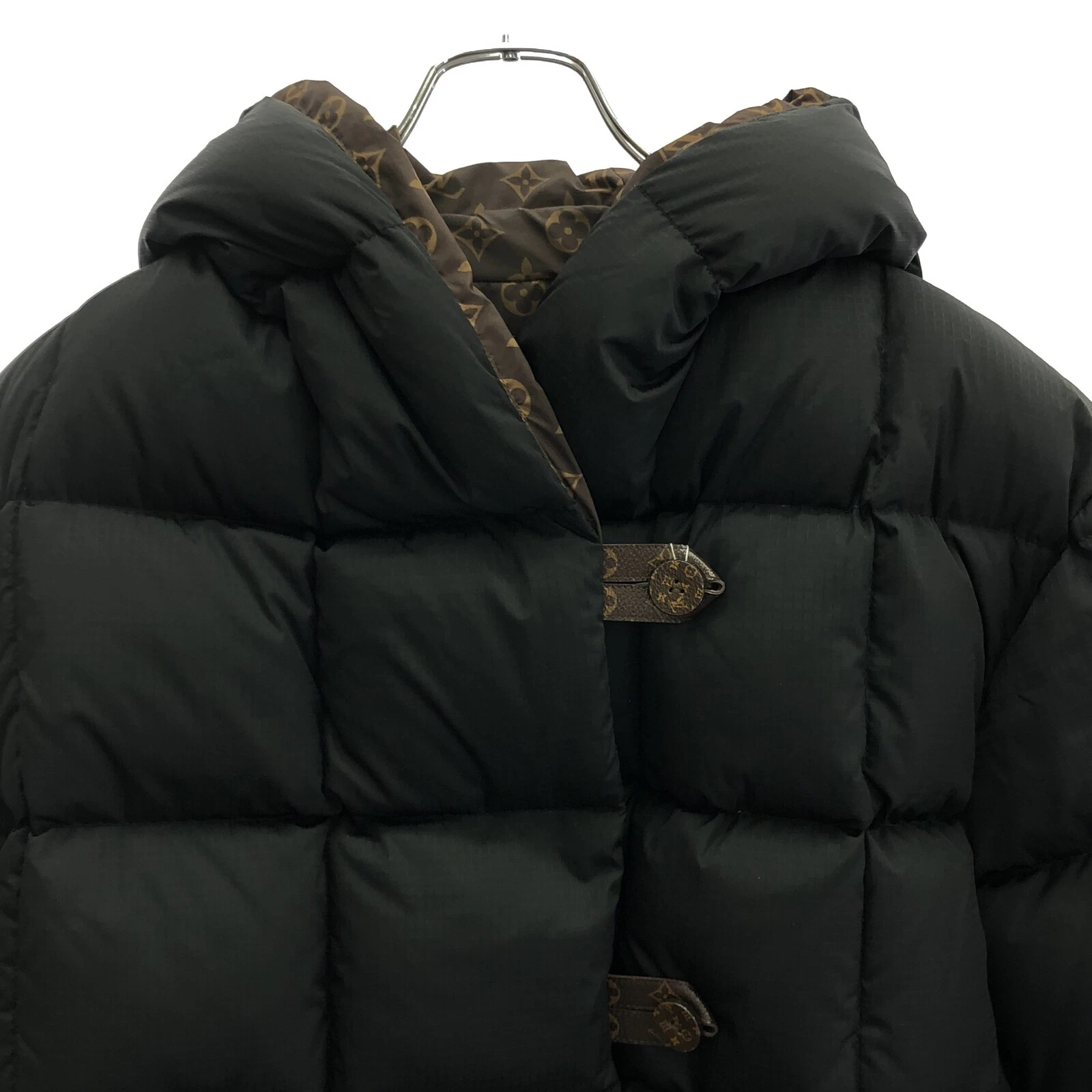 LOUIS VUITTON（LV） Giacca LOUIS VUITTON nylon 1AAIJF RW231W nera usata uomo taglia 34 monogram