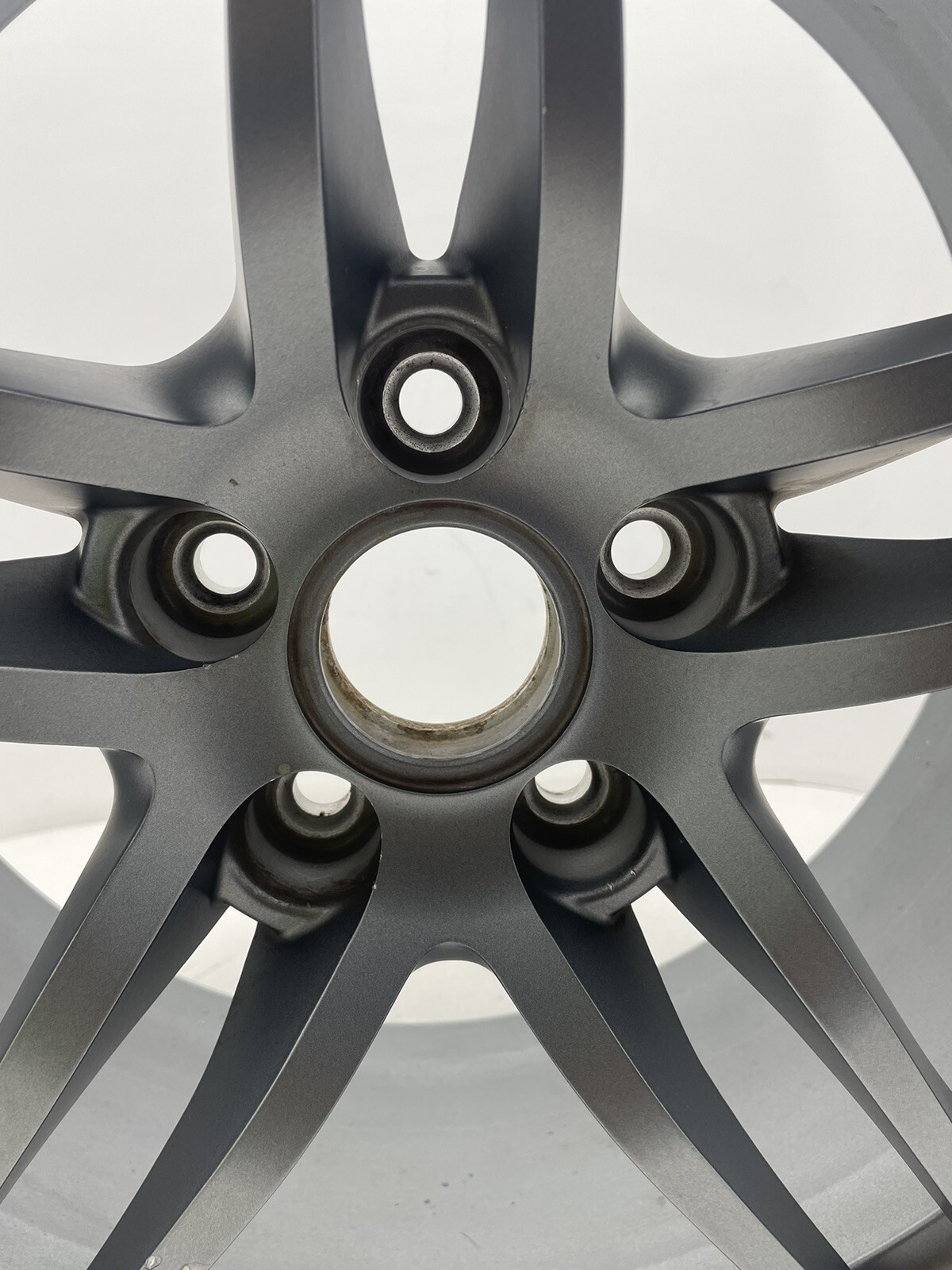 2011-2014 Audi R8 19x8.5 Double Spoke Titanium