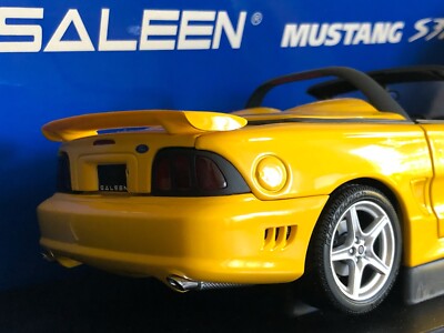 Ford Mustang Saleen S351 V8 Convertible Cabriolet Rouge Autoart 1/18 - Collection