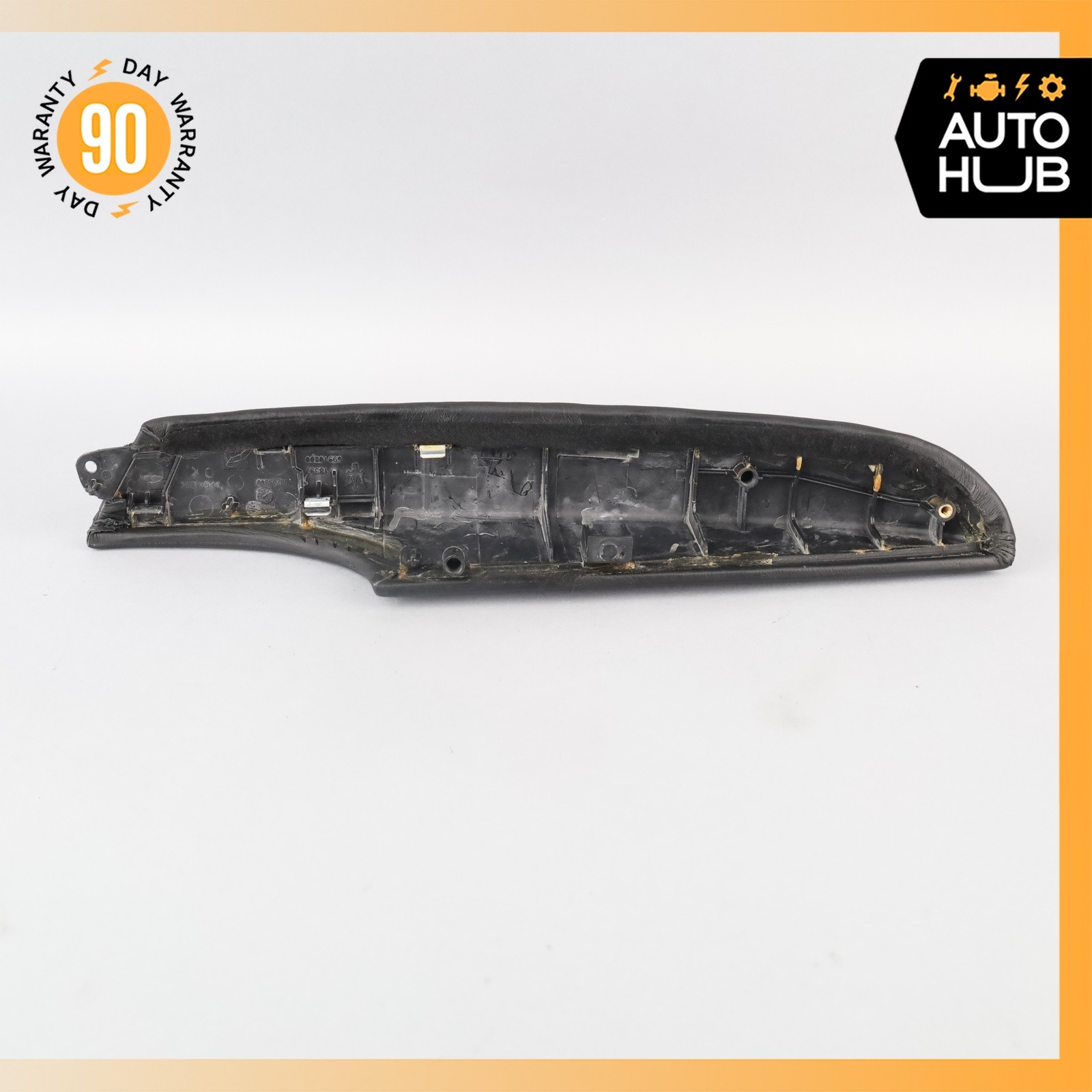08-17 Maserati Granturismo M145 Front Right Interior Door Panel Armrest OEM