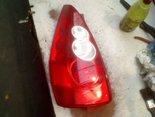 Feu arrière Mazda MPV