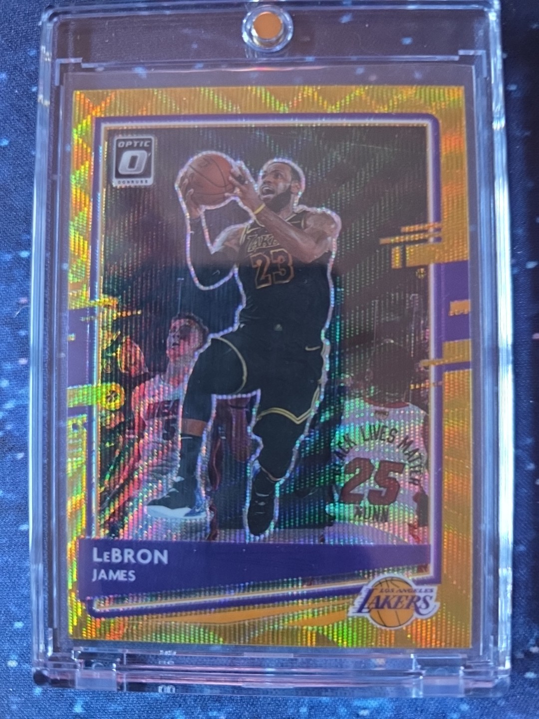 2020 PANINI DONRUSS OPTIC #13 LEBRON JAMES GOLD WAVE