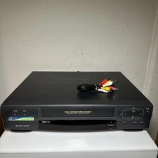 Samsung 4 Head VHS Player / VR 5606 (No Remote)