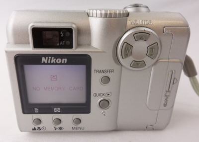 Nikon COOLPIX 775 Digital Camera [2.1 MP 3 x Optical] 18208250486