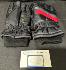 Childrens Winter Gloves Black  Red size small Thinsulate Insulation water proof