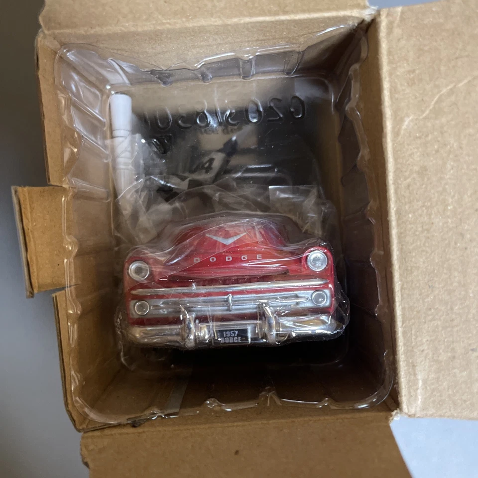 Liberty Sentry Hardware 1957 Dodge D-100 Town Panel Coin Bank 1/25 Diecast NEW - Image 3 of 4