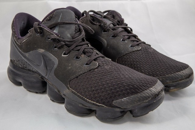 vapormax mesh triple black