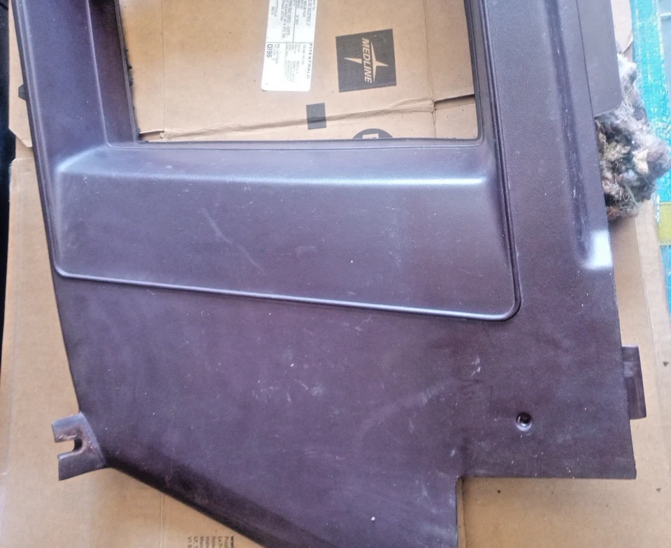 REAR SAIL PANEL LH BUICK REGAL BURGUNDY INSIDE INTERIOR 81-87 LOC-116DG - Image 4 of 4